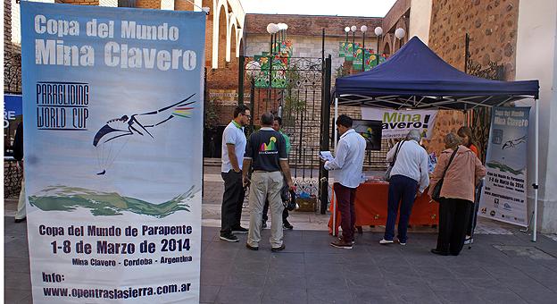 Promoción Mina Clavero Campeonato de Mundial Parapente 2014