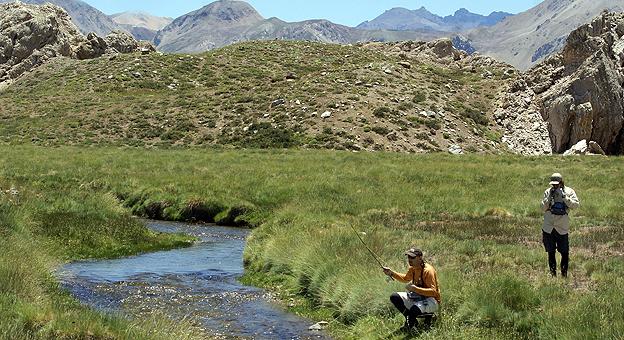 Pesca de trucha en Valle Hermoso